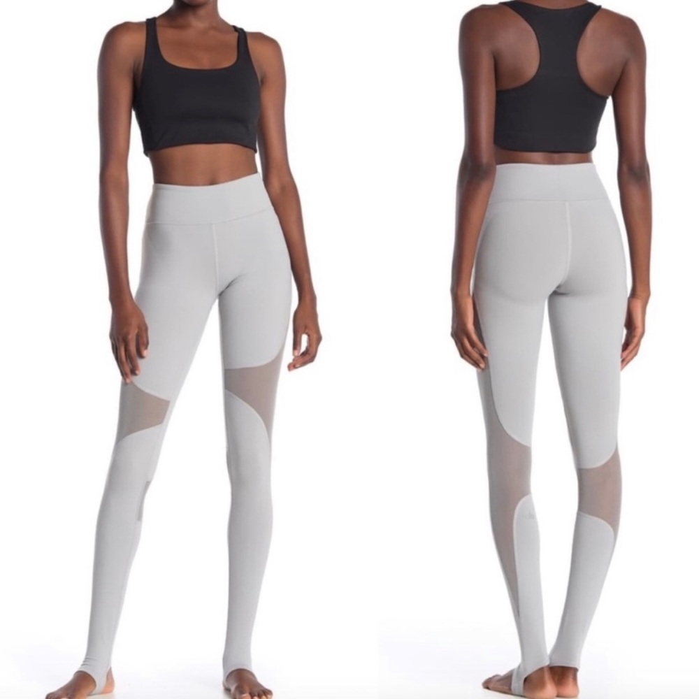 Alo brand new high wait coast legging in Lavender Cloud